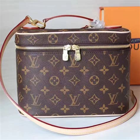 nice bb Louis Vuitton